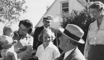 Eleanor and Franklin Roosevelt with family